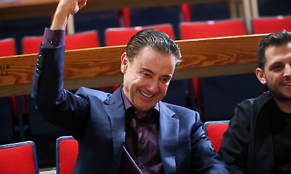 Δωδέκατο εγγόνι για τον Πιτίνο (pic)