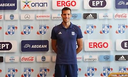 Ψηλά ο Φιλιππίδης, χαλαρή η Παπαχρήστου