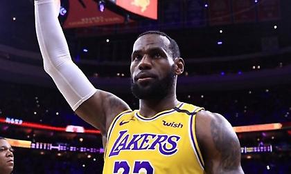 ΛεΜπρον: Με το #2 της Τζίτζι στο All Star Game λόγω της κόρης του! (video-photos)