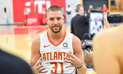 Αποδέσμευσαν τον Πάρσονς οι Χοκς