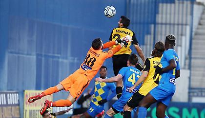 Άνοιξε το σκορ ο Σβάρνας και... λογαριασμό με τη φανέλα της ΑΕΚ (video)