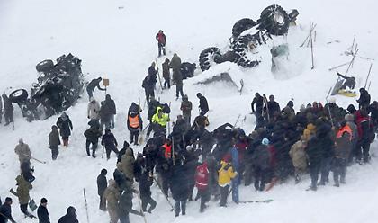 Τραγωδία στην Τουρκία: Τουλάχιστον 38 νεκροί από 2 χιονοστιβάδες στο ανατολικό τμήμα της χώρας