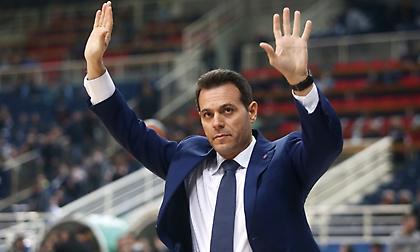 Ιτούδης: «Εντελώς διαφορετική ομάδα ο Ολυμπιακός»