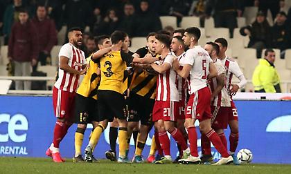 «Καμπάνα» δύο αγωνιστικών στην ΑΕΚ – Χωρίς κόσμο με Παναιτωλικό και ΟΦΗ