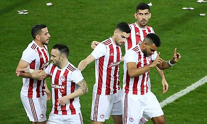 Με την τριάδα της «φωτιάς» στο Περιστέρι ο Ολυμπιακός