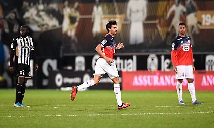 Τρίτωσε το… καλό για τη Λιλ