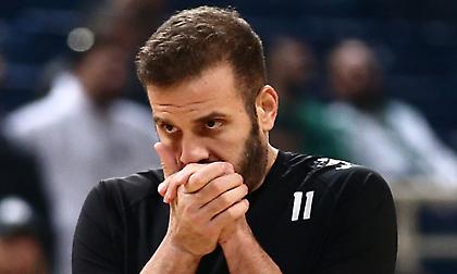 Μαντινάδα του Παππά για τον Πιτίνο (video)