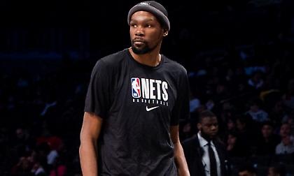 Ντουράντ: «Πατάει» ξανά παρκέ και παραμένει… άχαστος! (video)