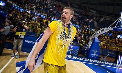 Μπόγρης: «Η Τενερίφη είναι το δεύτερο σπίτι μου»