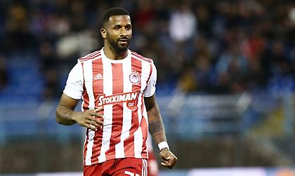 Οι πρώτες «ερυθρόλευκες» ημέρες του Καφού (video)