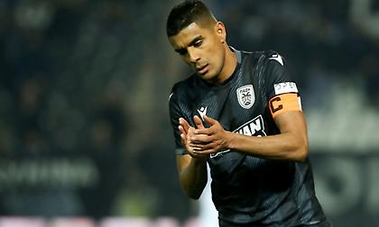 Τσορμπατζόγλου: «Χωρίς λογική η κίνηση Φερέιρα να κόψει τον Μάτος»