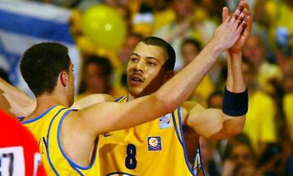 Άντονι Πάρκερ: Ο σούπερ σταρ της μυθικής Μακάμπι! (video)