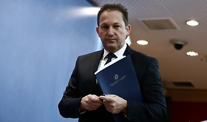 Πέτσας: Ενοίκιο στους ιδιοκτήτες των χώρων που θα γίνουν οι κλειστές δομές