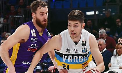 Εύκολη πρόκριση απέναντι στον… Χαπ για την Αρμάνι