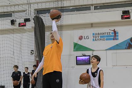 Ο Δημήτρης Διαμαντίδης σου μαθαίνει τα μυστικά του σουτ στο Eurohoops Dome!