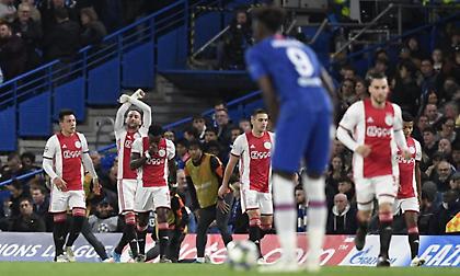 Δέχτηκε το «δώρο» και ξέφυγε ο Αγιαξ