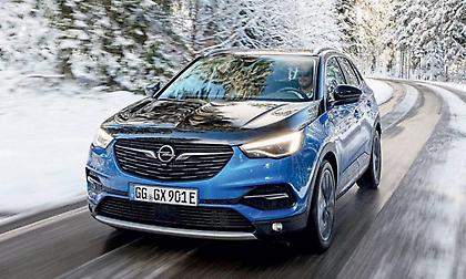 Στην... πρίζα το Grandland X