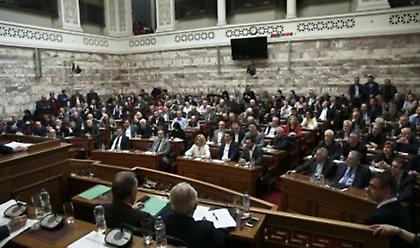 Πυρά της αντιπολίτευσης για το ασφαλιστικό νομοσχέδιο