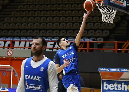 Σκορδίλης: «Νέος αλλά δεύτερος μεγαλύτερος στην Εθνική»