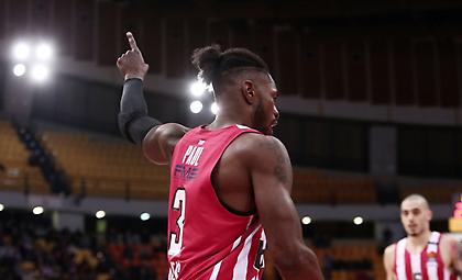 Στο νοσοκομείο με υψηλό πυρετό ο Μπράντον Πολ