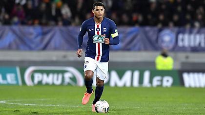 Μόνο με μείωση ανανεώνει στην Παρί ο Τιάγκο Σίλβα