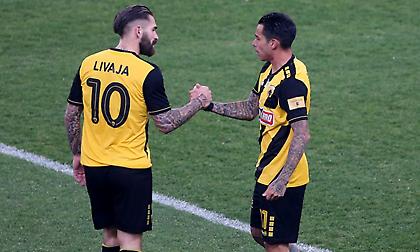 Η ενδεκάδα της ΑΕΚ: Με Ολιβέιρα, Λιβάγια και Αραούχο στην επίθεση!