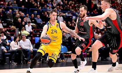 «Διπλό» της Χίμκι στο Μιλάνο και ξανά στο… κόλπο για οκτάδα