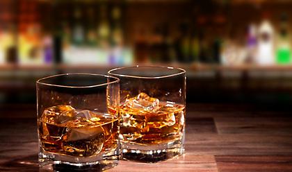 Ρόδος: Αθώωσαν αστυνομικούς που δεν πλήρωσαν τα ποτά τους στο μπαρ