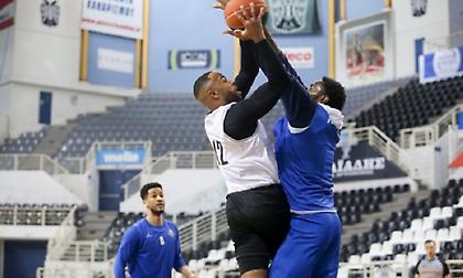 Τραυματίστηκαν Μπράουν και Σχίζας στο φιλικό του ΠΑΟΚ