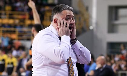 Γιατράς: «Το πιο δύσκολο είναι να συμβιώνεις με τα φίδια» (pic)