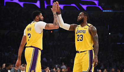 Με φόρα οι Λέικερς και οι… Γερμανοί