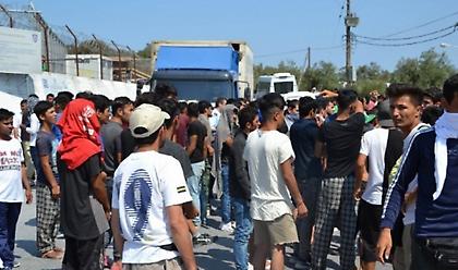Λέσβος: Συμβολική διαμαρτυρία κατά της δημιουργίας δομής προσφύγων και μεταναστών