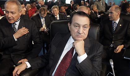 Πέθανε ο Χόσνι Μουμπάρακ