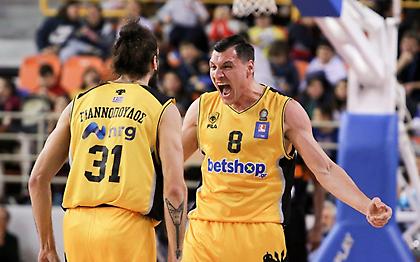 Έπος: Ο Ματσιούλις βρίζει στα ελληνικά σε συνέντευξη στη Λιθουανία (video)