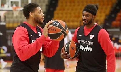 Με 14 παίκτες στο Τελ Αβίβ ο Ολυμπιακός