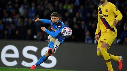 Με ΓΚΟΛΑΡΑ ο Μέρτενς «κάρφωσε» την Μπαρτσελόνα και έγραψε ιστορία! (video)