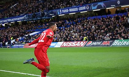 Λεβαντόφσκι-Γκνάμπρι εις διπλούν και πάρτι της Μπάγερν στο Λονδίνο (vids)