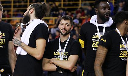 Με Γκίκα και Γκραντ η δωδεκάδα της ΑΕΚ