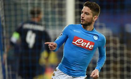 Χάνει τον Μέρτενς για δέκα μέρες η Νάπολι