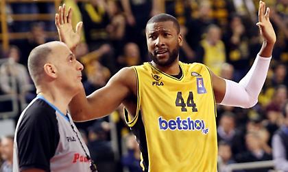 Υποψήφιος για κορυφαίος αμυντικός του BCL ο Σλότερ