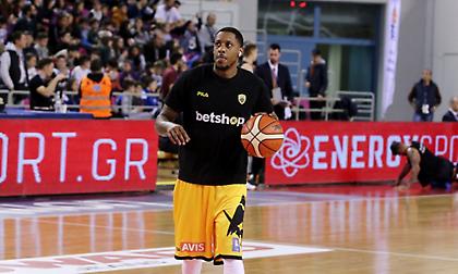 Τσάλμερς: «Θα συνεχίσω να δίνω το 100% για την ΑΕΚ»