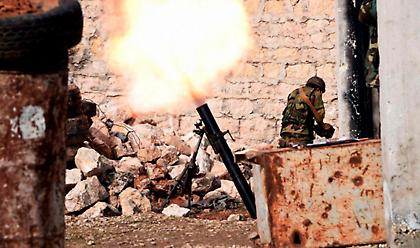 Συρία: Η Τουρκία απειλεί με «βαρύ τίμημα» τον Άσαντ-Ανοίγει τα σύνορα στους πρόσφυγες