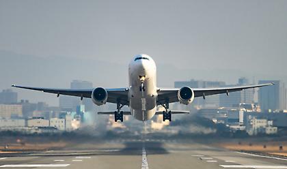 Το Κολέγιο Αθηνών ναυλώνει πτήση για τους μαθητές που είναι στο Λονδίνο