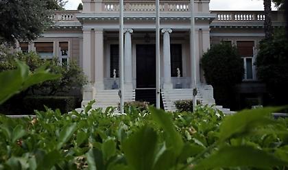 Έκτακτη σύσκεψη στο Μαξίμου: Οι 3 άξονες για τις εξελίξεις στο προσφυγικό