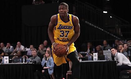 Νίκη με εξαιρετική εμφάνιση για Κ. Αντετοκούνμπο (video)