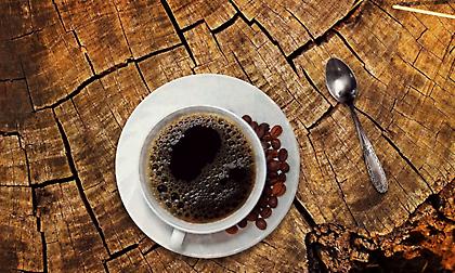 Δύο οφέλη και δύο παρενέργειες του καφέ