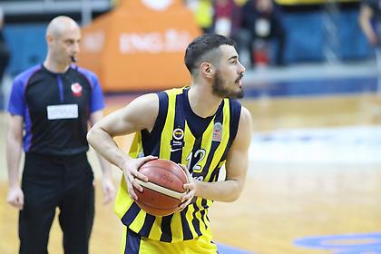 Απέφυγε το κάζο με ανατροπή η Φενέρ