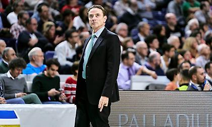 Πιτίνο: «Δεν παίζει με Ολυμπιακό ο Παππάς - Ένα ντέρμπι δεν κρίνεται από τους οπαδούς ή το κλίμα»