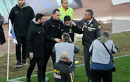 ΠΑΕ Άρης: «Δέχτηκε βίαιο σπρώξιμο από οπαδό της ΑΕΚ ο Βαρδάκης»