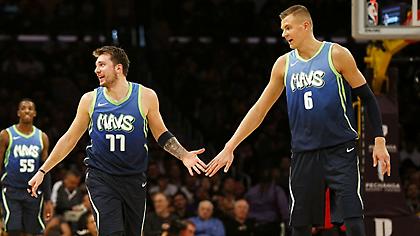 Βραδιά με ρεκόρ για Ντόνσιτς και Πορζίνγκις στο Ντάλας